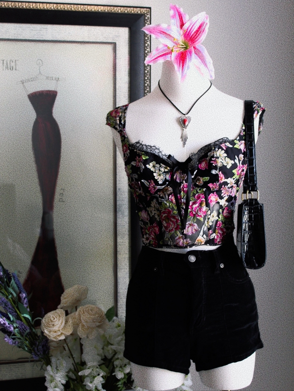 Floral Lace-Trim Black Crop Tank Top